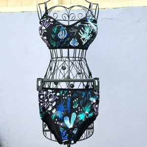 Thief & Bandit Cactus Print Bikini with High Waist and Low Rise Bottoms Size M